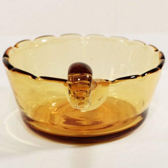 Vintage Amber Glass 5.5" Scalloped Edge Bowl With 4" Scroll Handle - Picture 4 of 9